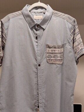 7 Diamonds Light Blue Short Sleeve Button-Down Shirt with Patterned Pocket